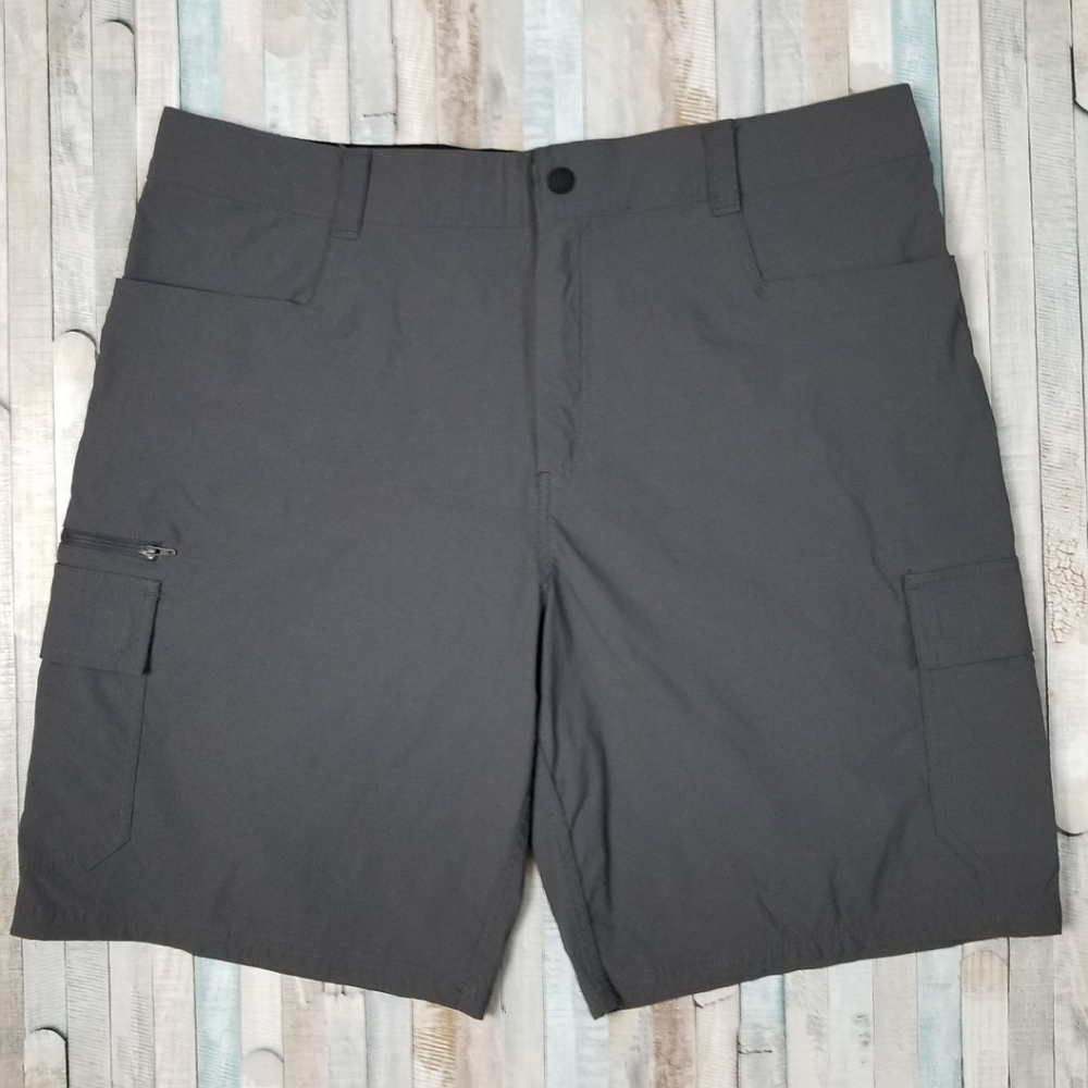 Orvis Gray Cargo Shorts